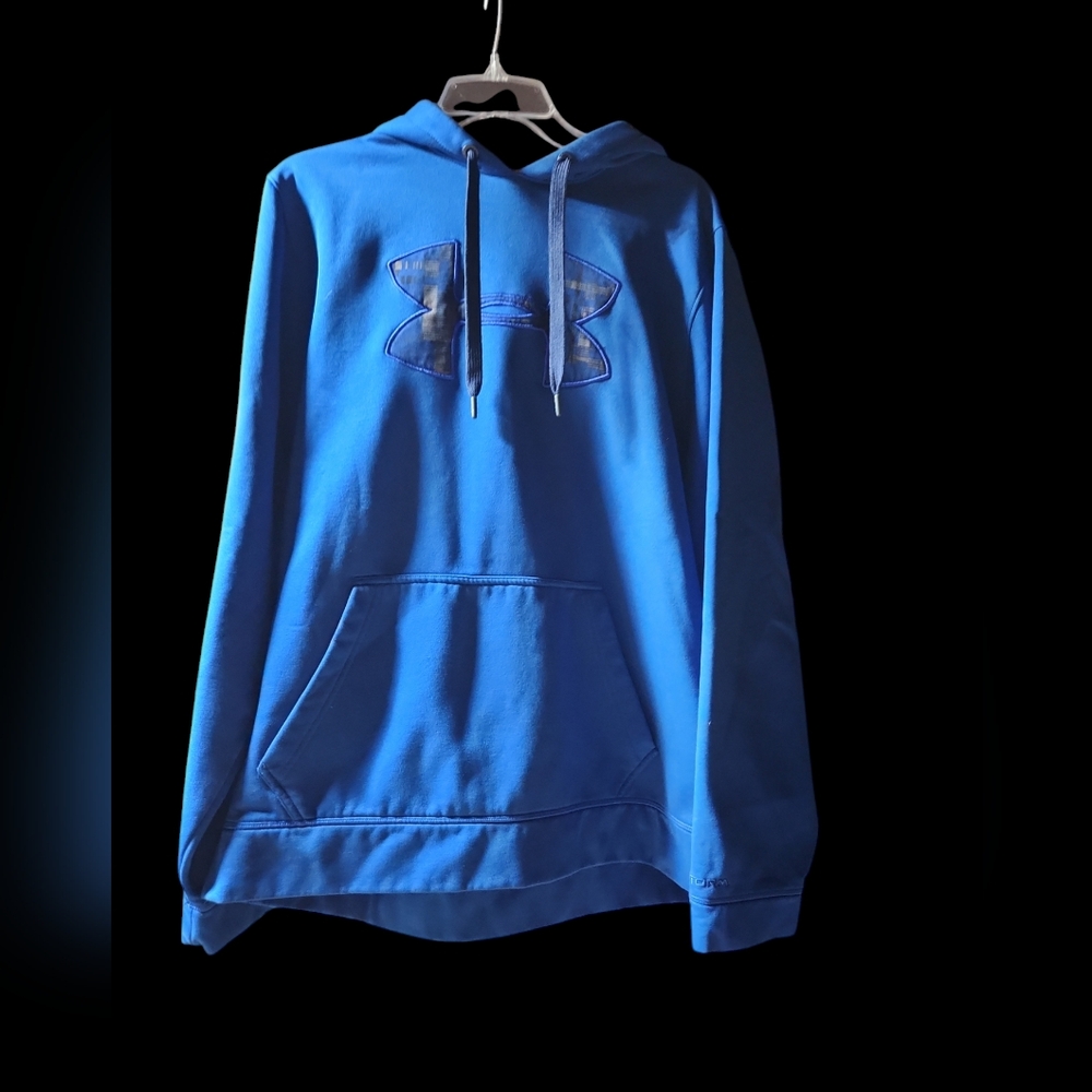 Under Armour Pullover Blouse Size Large